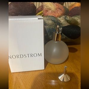 Perfume atomizer